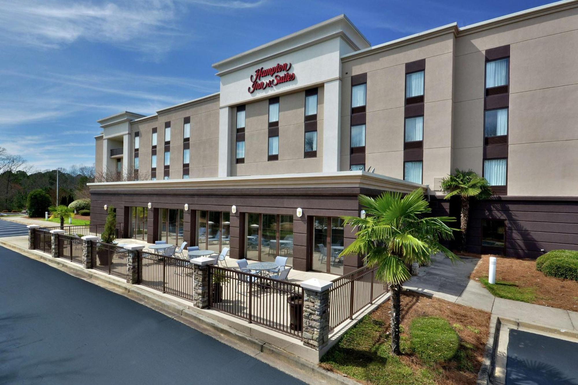 Hampton Inn & Suites Clinton Exterior photo